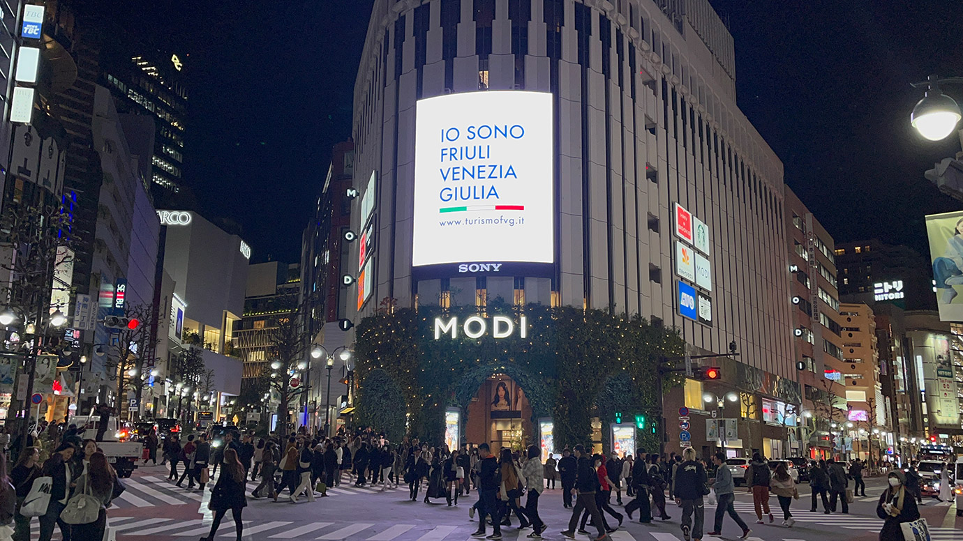 Affissione digitale Friuli Venezia Giulia - Tokio Modi Mall